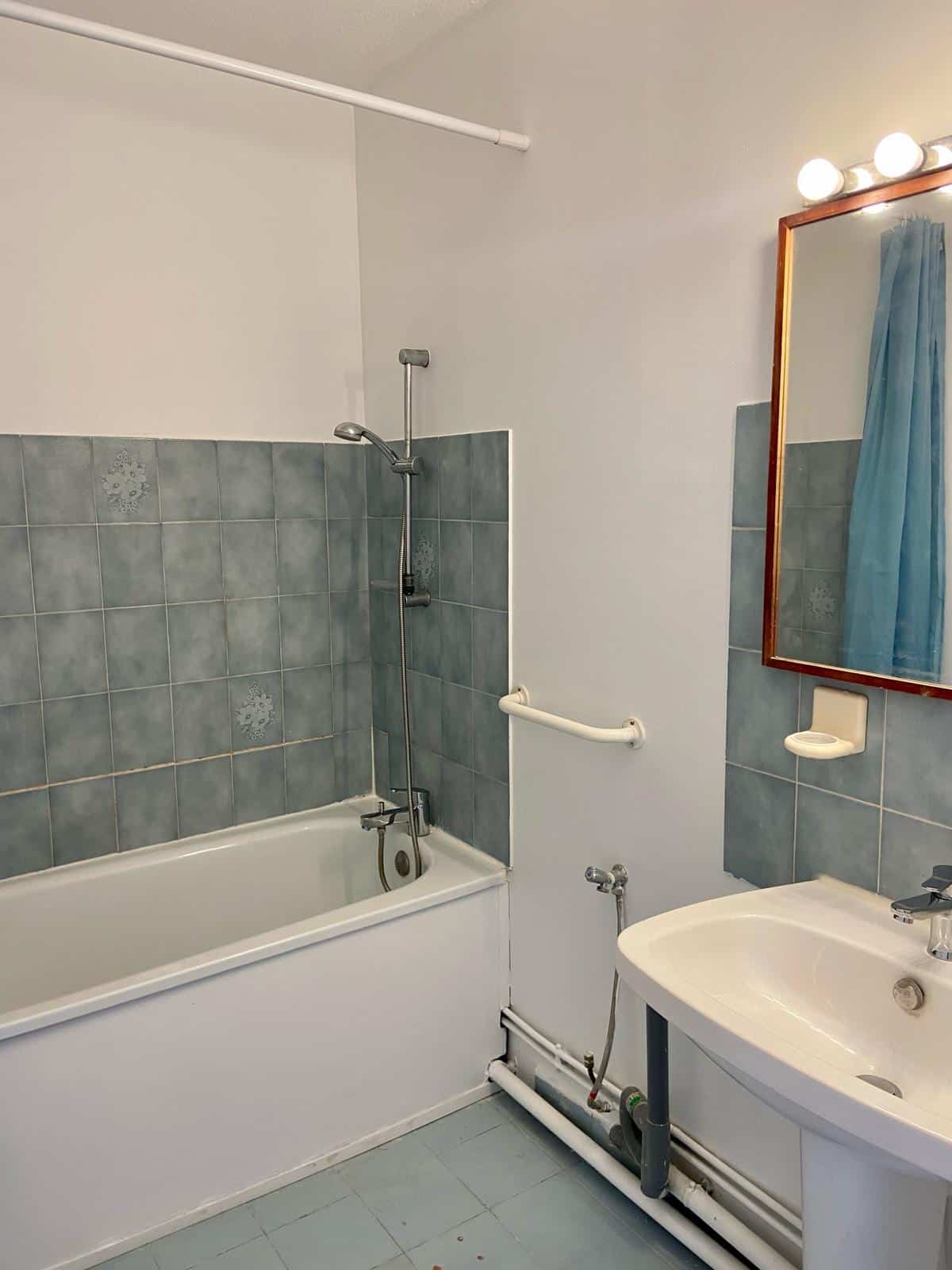 Type 2 apartment on the second floor – Le super BERLIOZ residence
