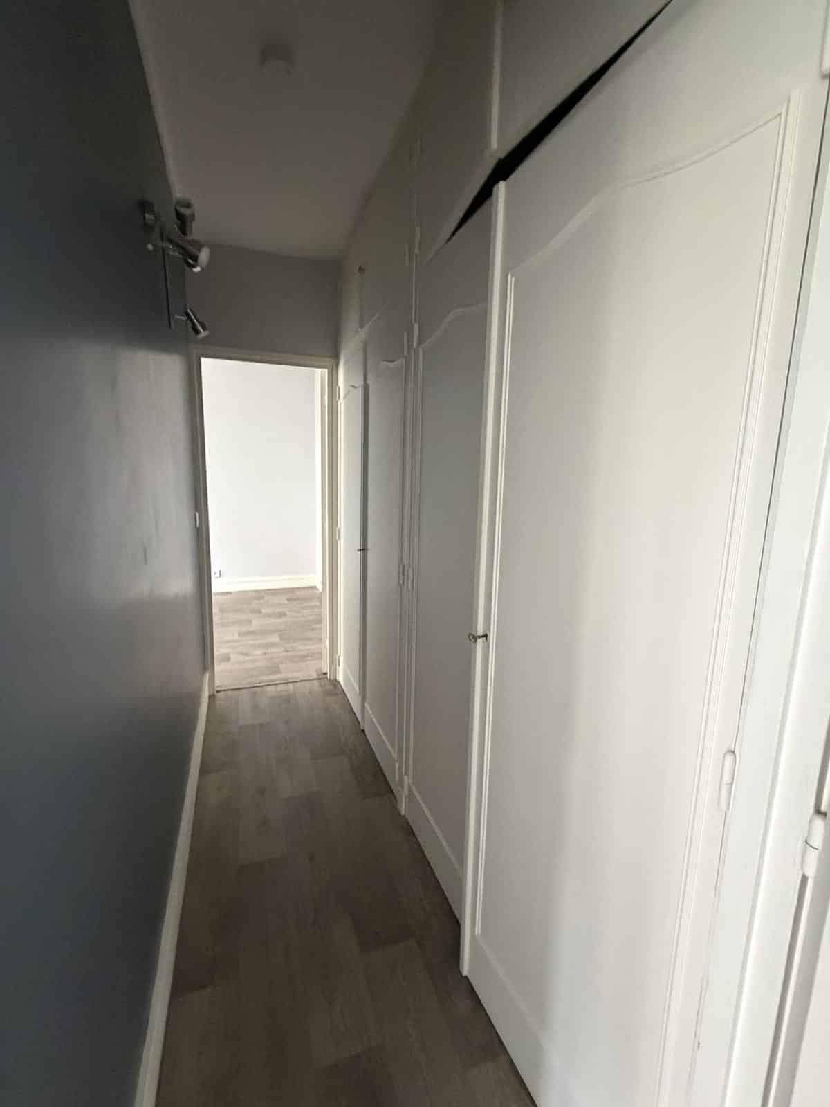 15th district LOURMEL / RUE LECOURBE: 2/3 room apartment for rent