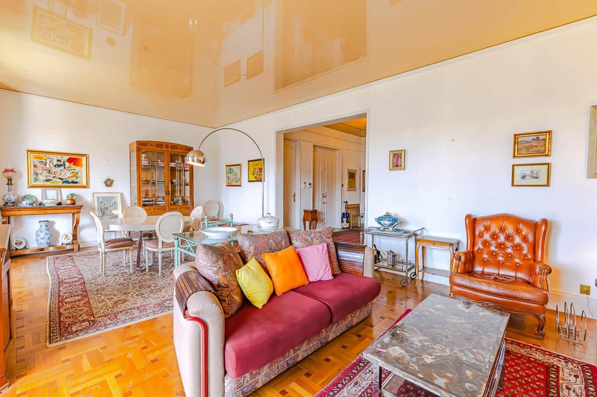 13008 – ST GINIEZ – T3 PROX PROVENCE TERRASSE 530 000 EUROS