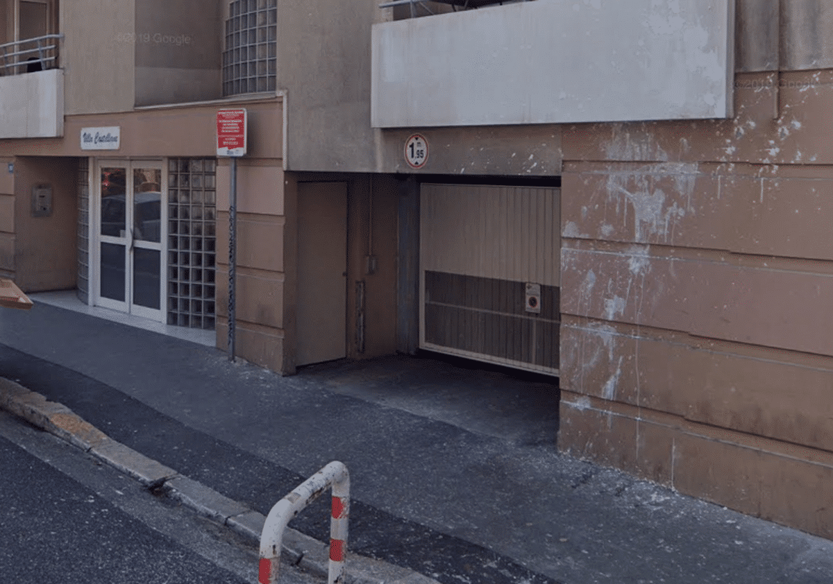 EMPLACEMENT DE PARKING – PROX CASTELLANE