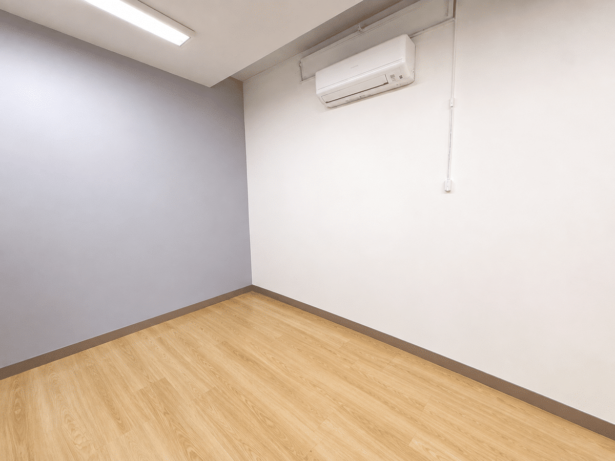 Local of 46 m2 Mermoz Marseille 8th