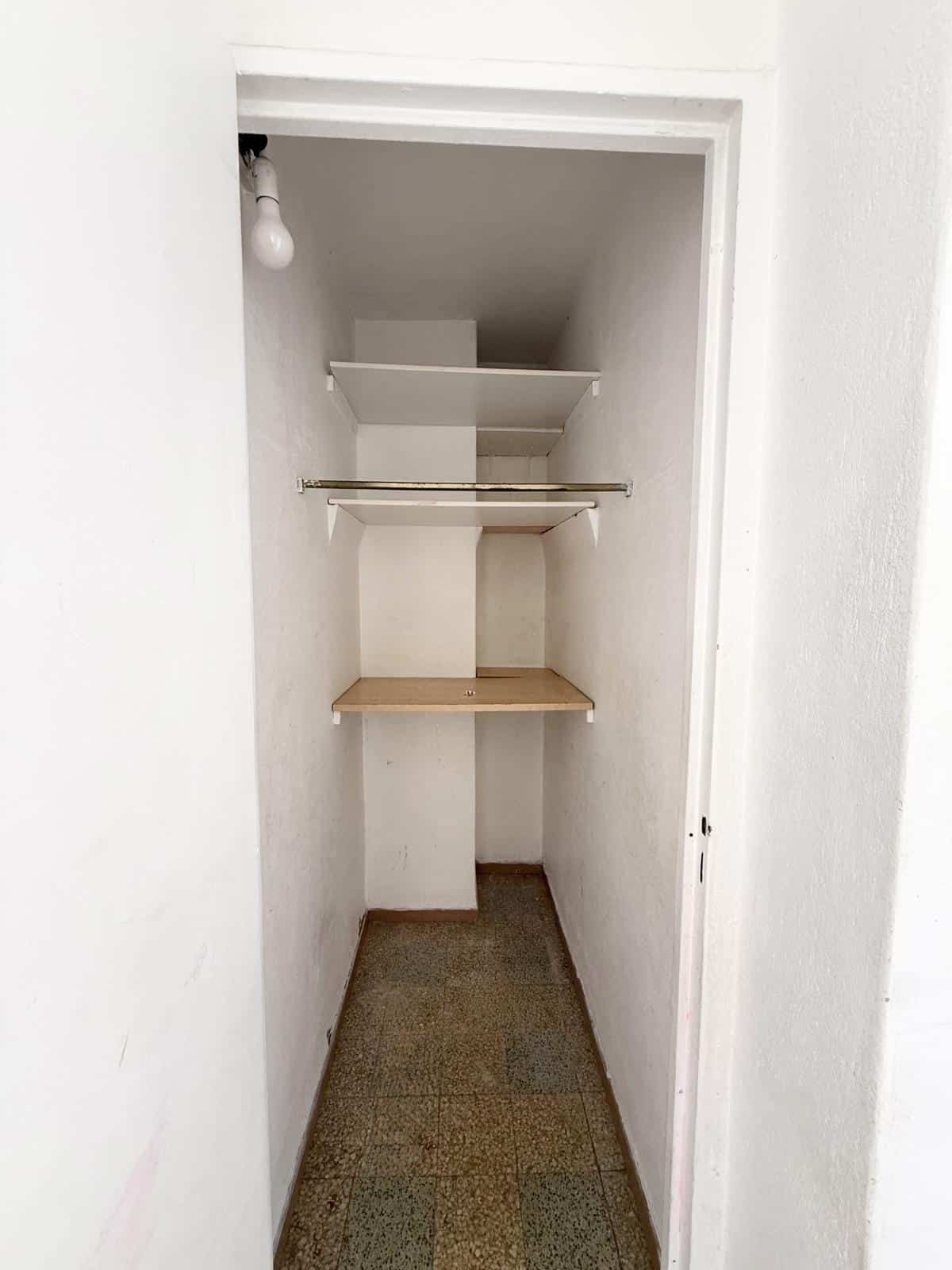 Type 3 de 55 m2 + loggia Marseille 9ème.