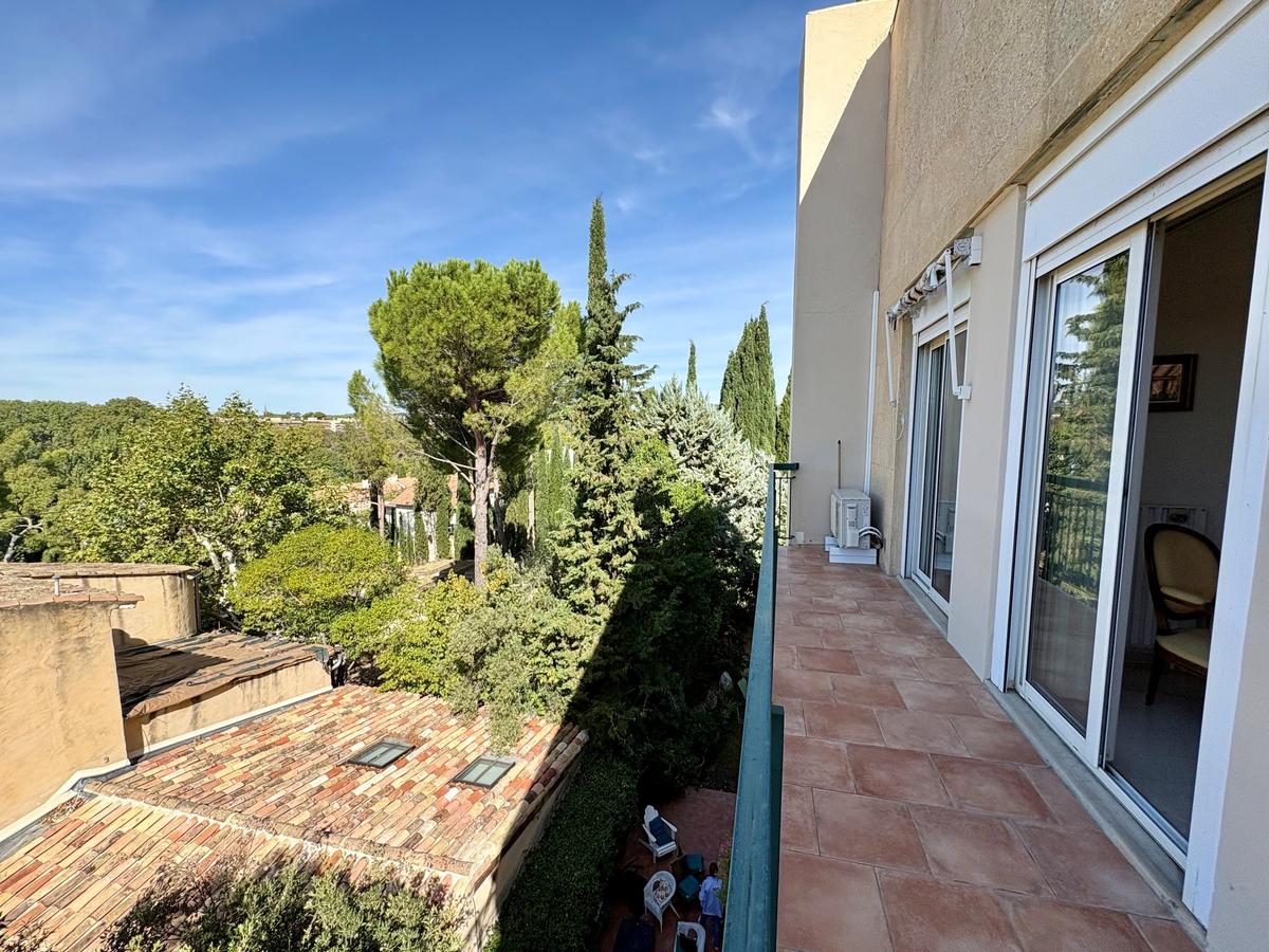 Appartement T4 avec terrasse garage cave