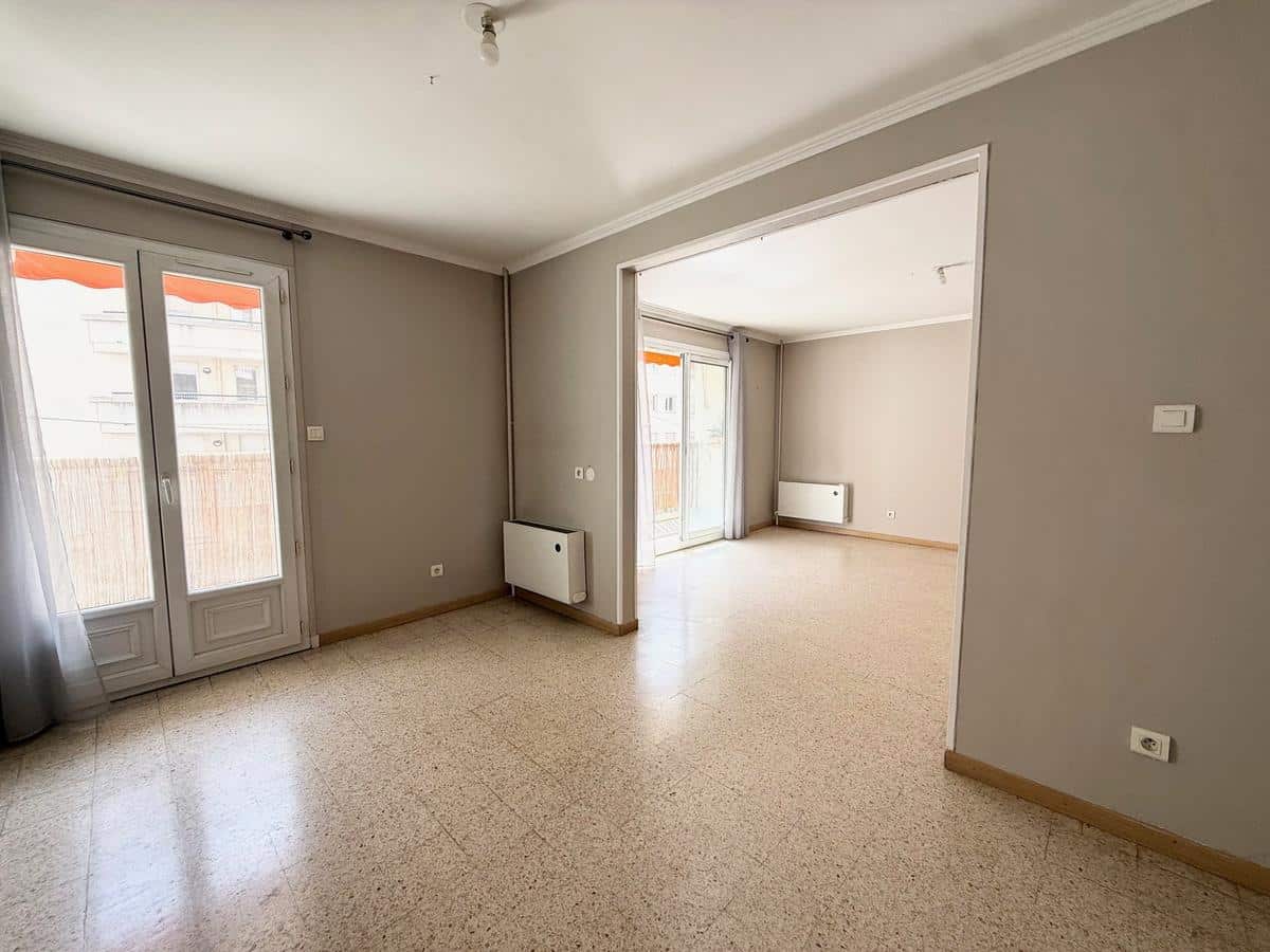 Type 3/4 of 80 m2 Marseille 10th