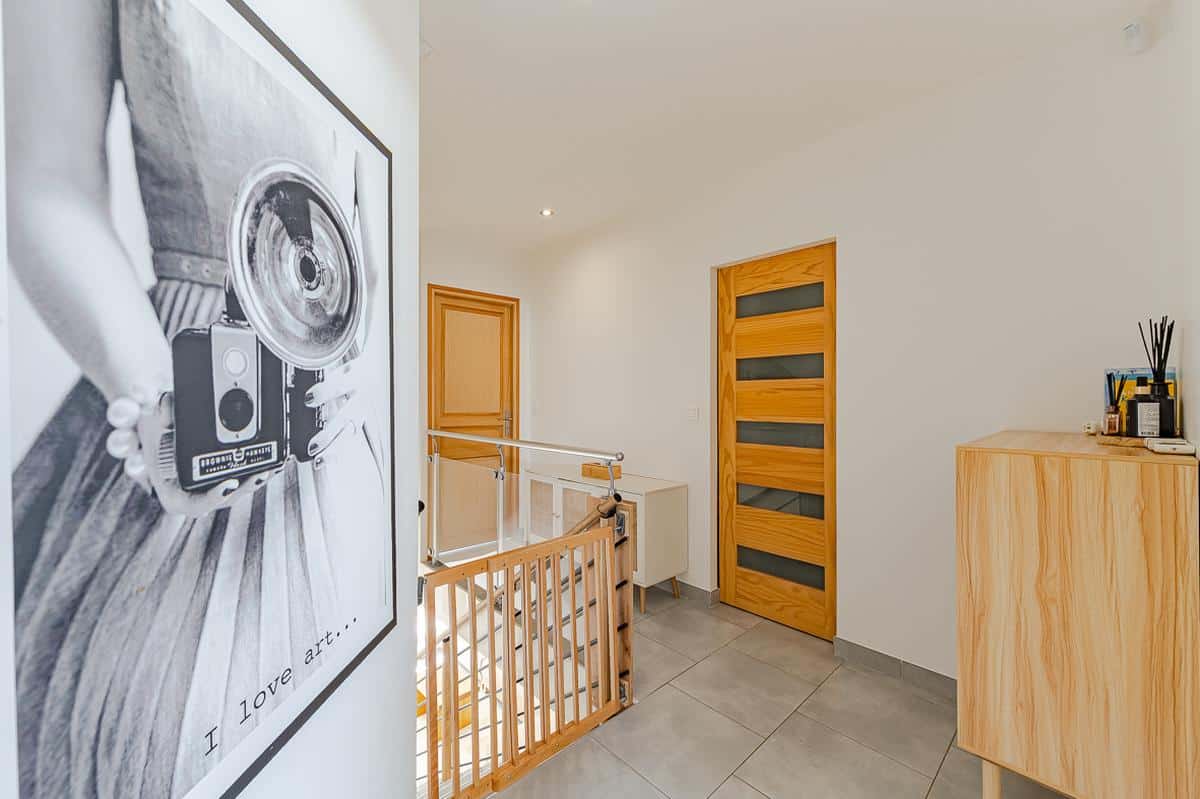 Apartment / House of 105 m2 of living space + 14 m terrace