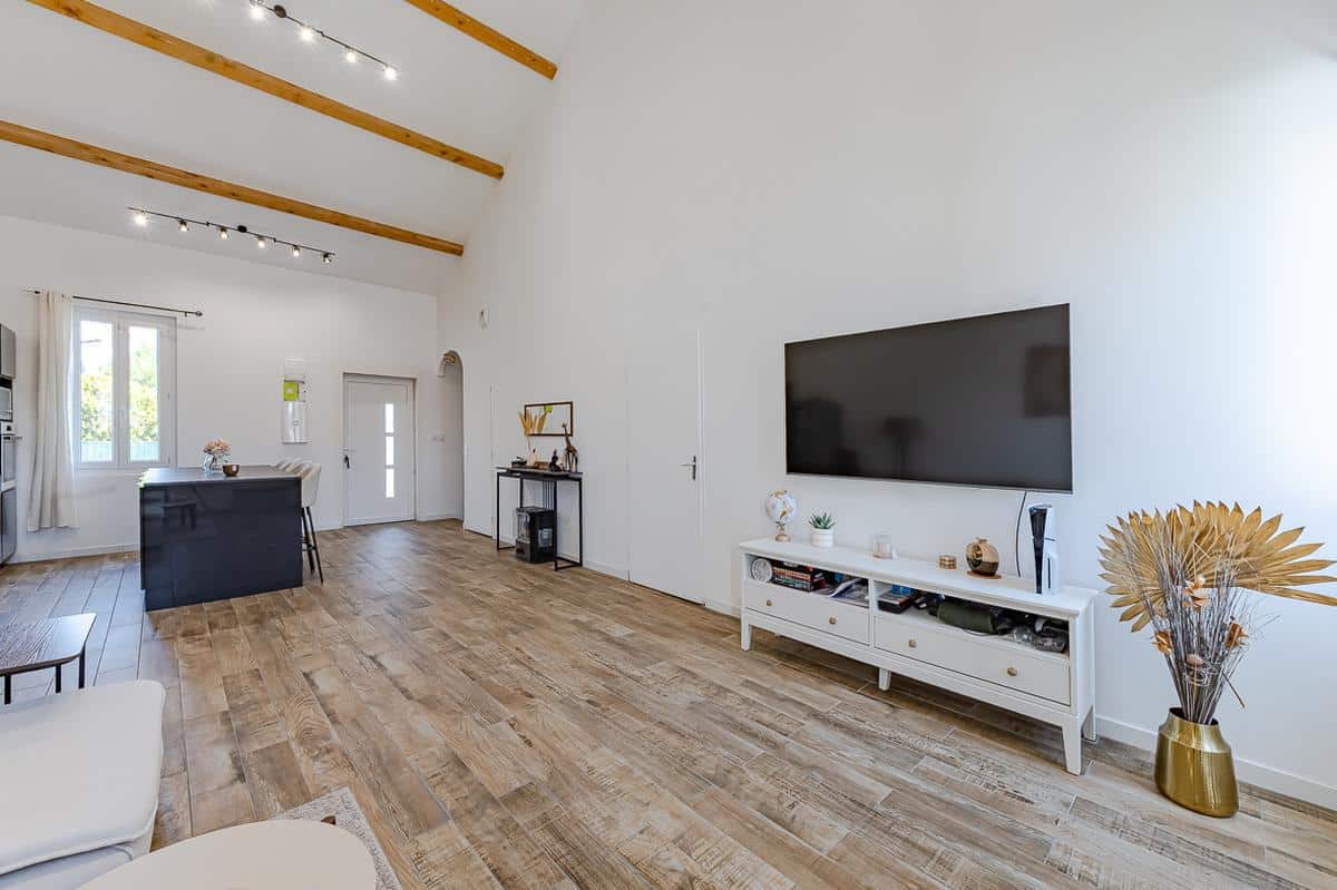 RENOVATED HOUSE TYPE 4 — SAINT-JÉRÔME — SOUTH GARDEN