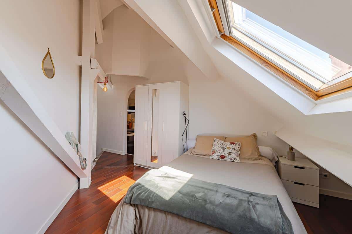 MARSEILLE 8TH PERIER T2 TOP FLOOR QUIET